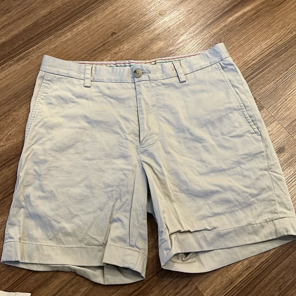 SOUTHERN TIDE Men’s Khaki Shorts